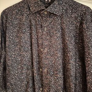 Robert Graham Navy and White Patterned Button-Down Shirt